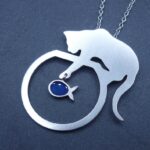 Collier chat/poisson bleu en argent 925 rhodié