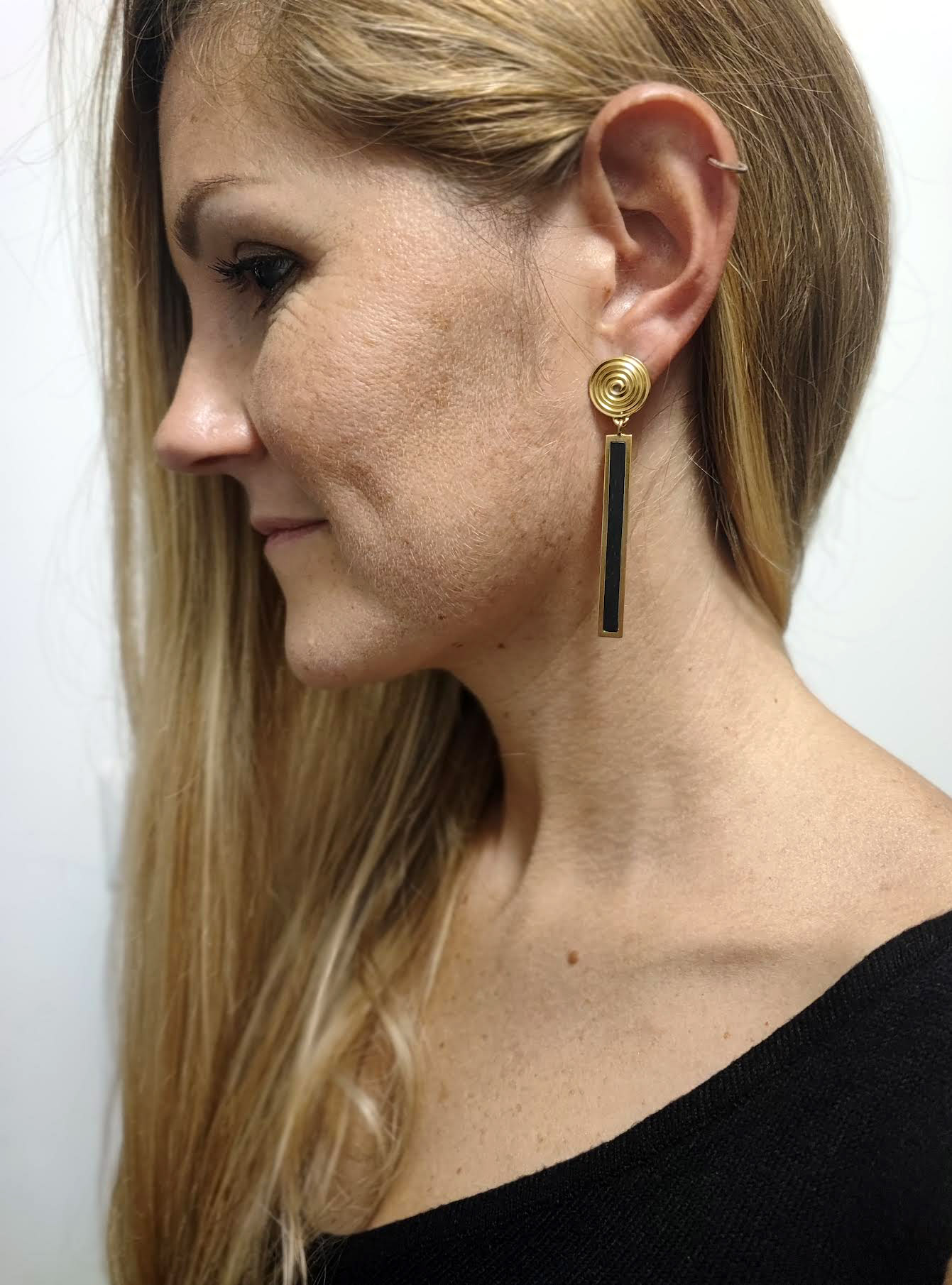 bo spirale dorée bois