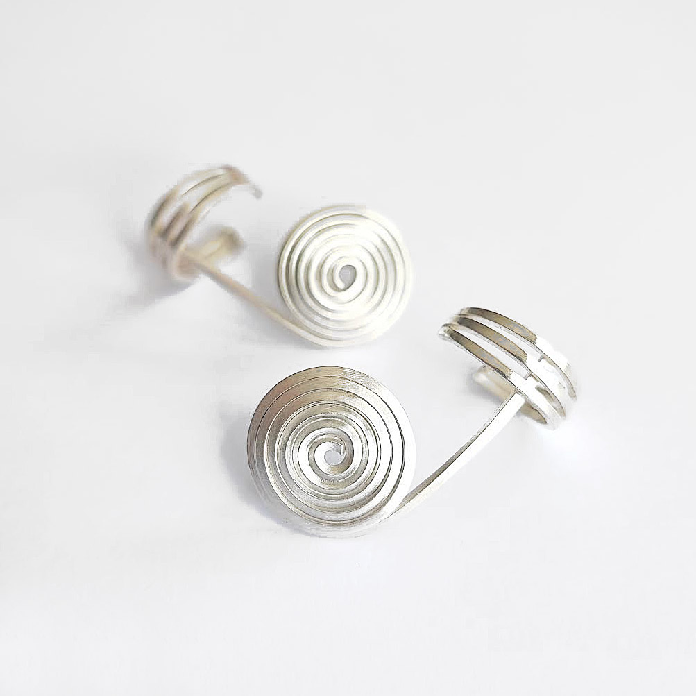 bo spirales argent fond blanc